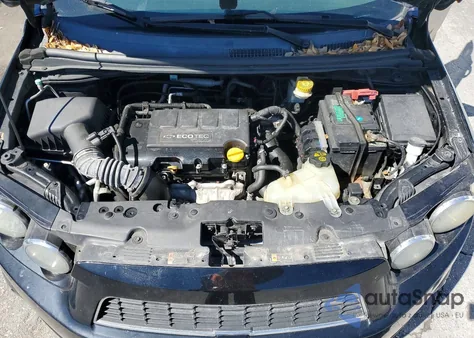 2016 Chevrolet Sonic Ltz z USA, uszkodzony, nr VIN 1G1JE5SB2G4144937